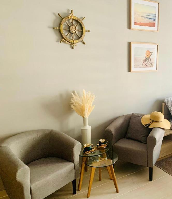 Apartament- Blisko Morza- W Trzech Koronach Z Prv Miejscem Parkingowym W Cenie! Świnoujście Exteriör bild